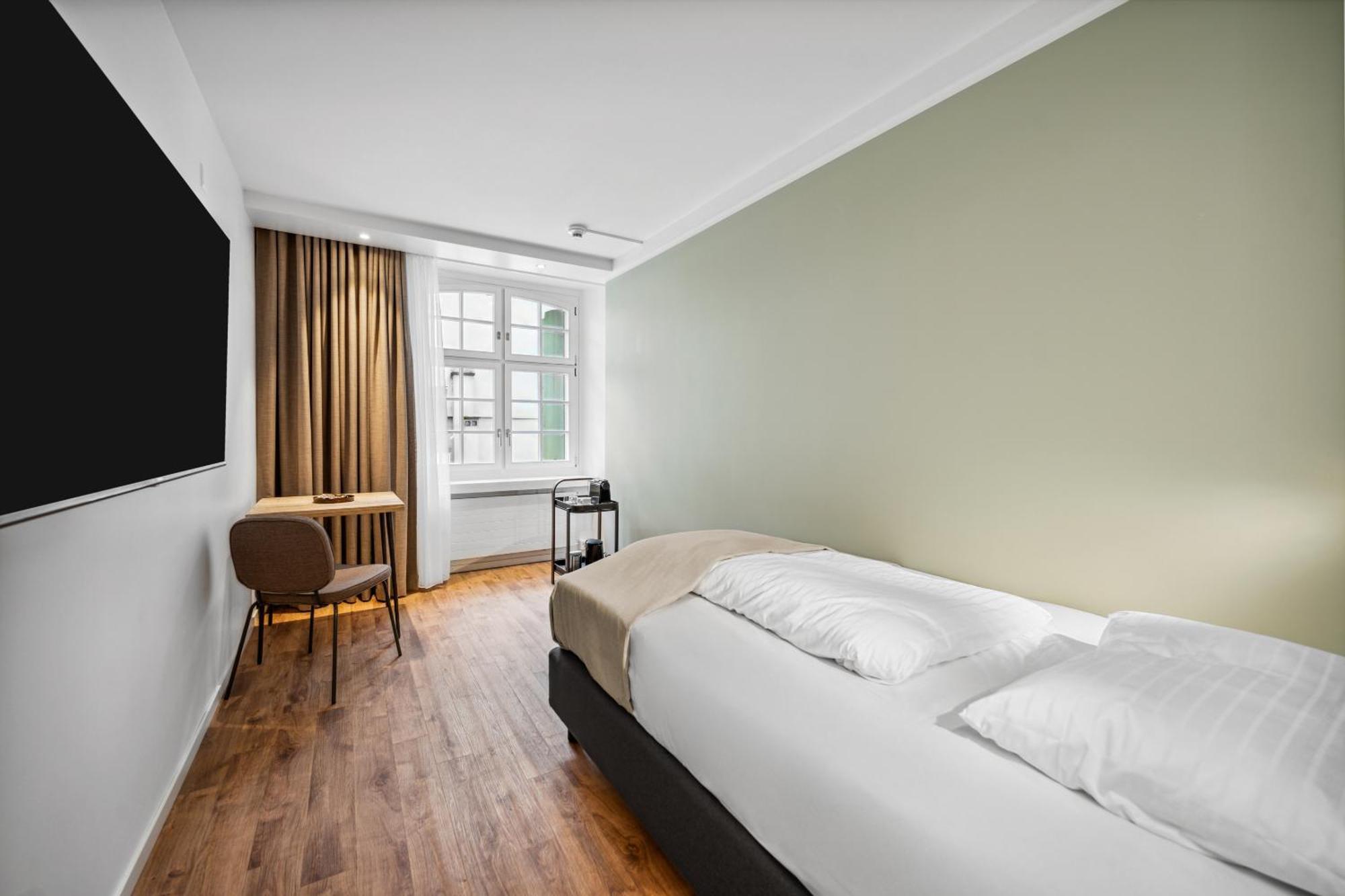 Limehome Basel Muenzgasse Phòng bức ảnh